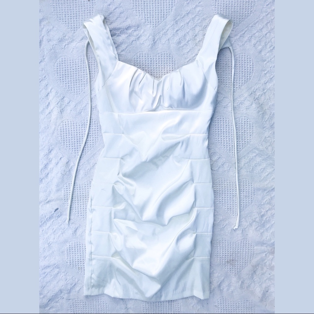 Creamy-white mini formal dress